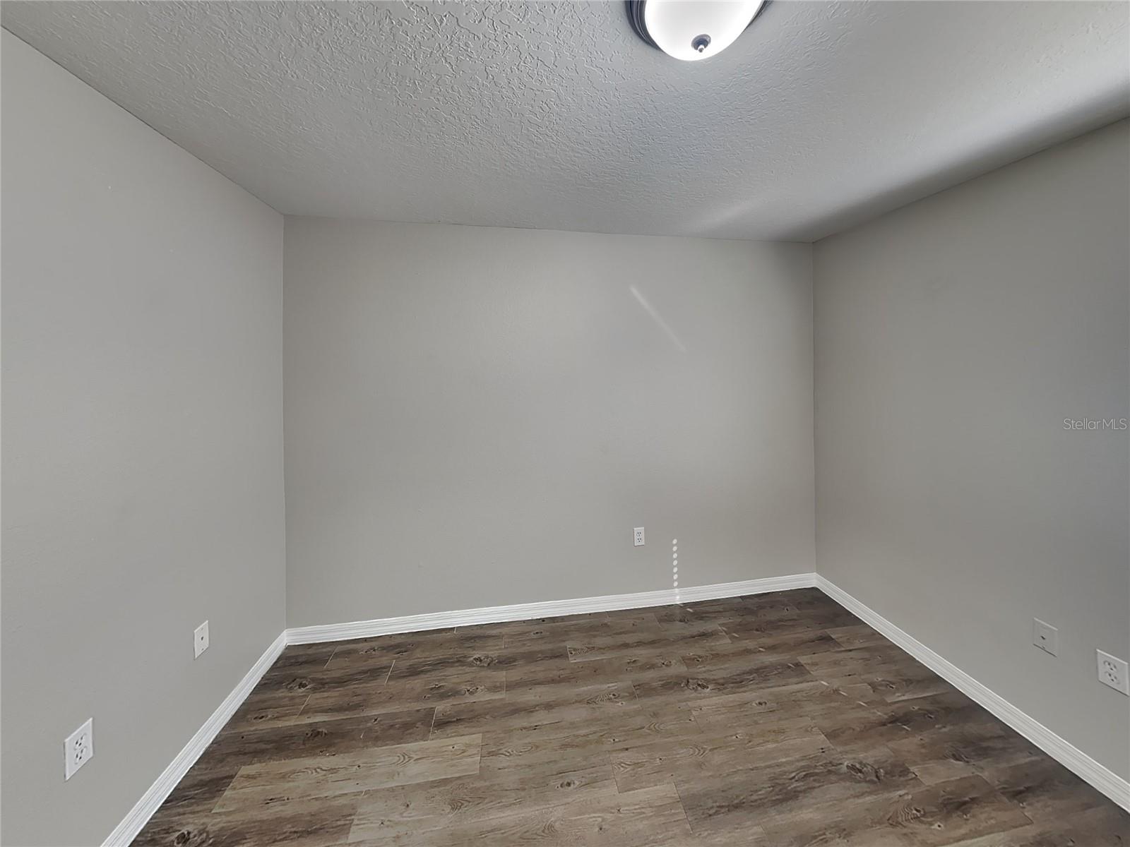 ARBOR RIDGE UNIT 03 - Residential Lease