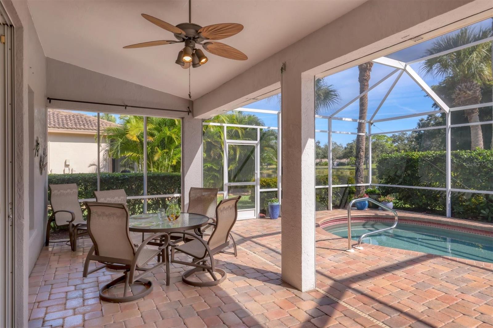 STONEYBROOK GOLF & COUNTRY CLUB - Residential