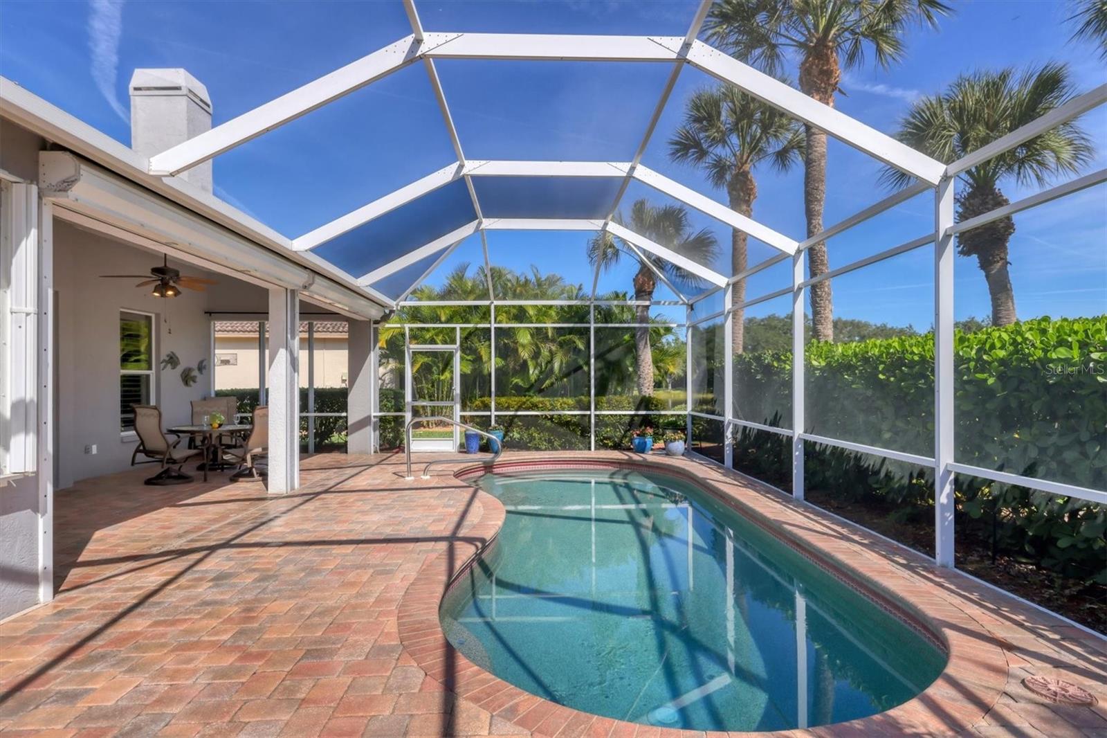 STONEYBROOK GOLF & COUNTRY CLUB - Residential