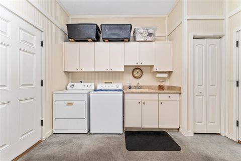 Tiny photo for Dunnellon, FL 34432 (MLS # OM712119)