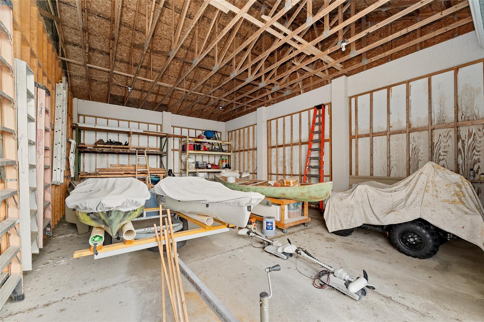 EMERALD MILE FARMS - Residential