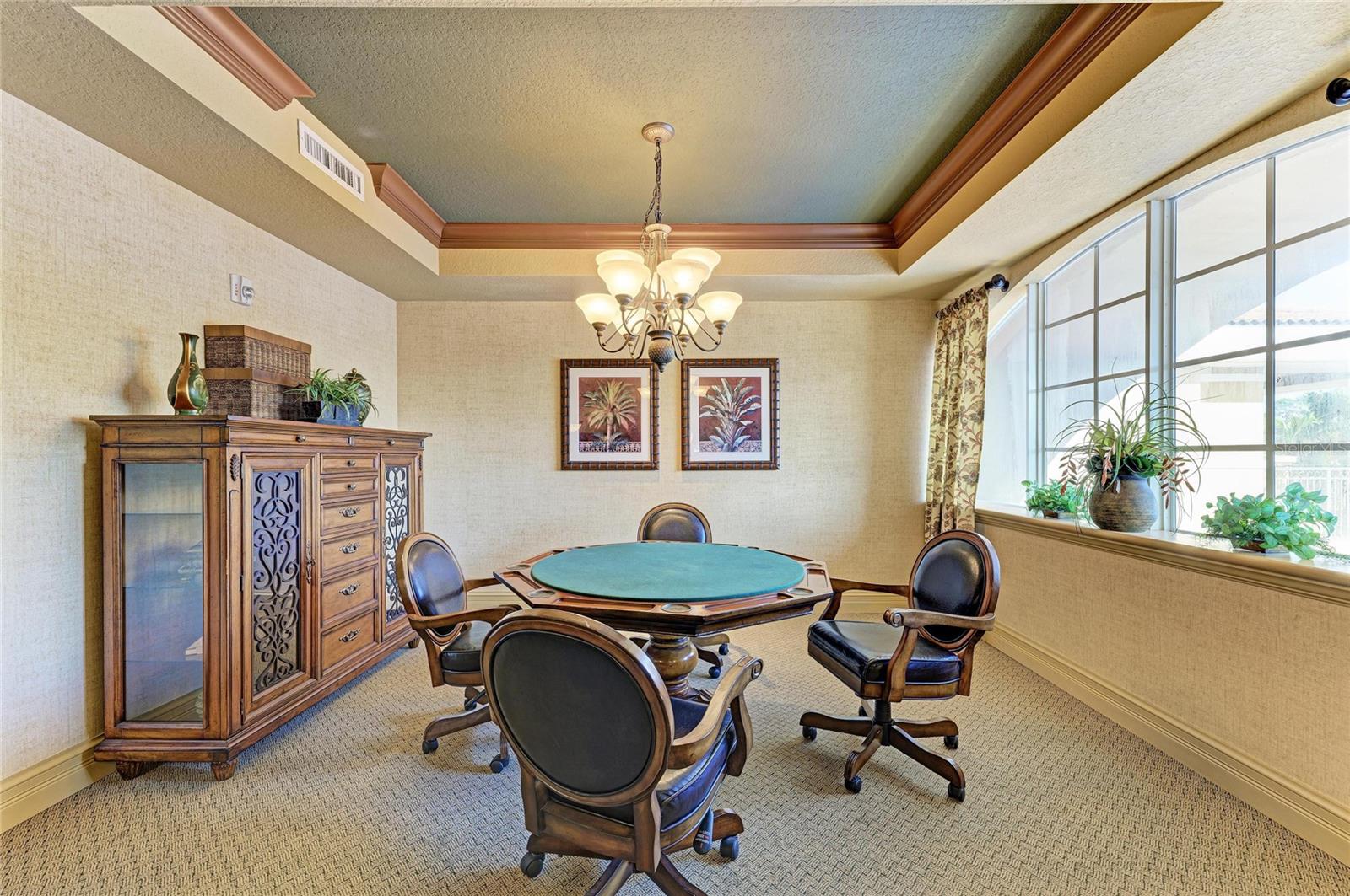 BROADWAY PROMENADE - Residential