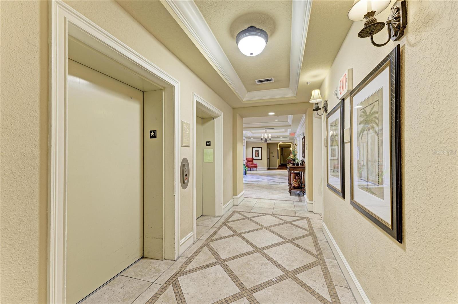 BROADWAY PROMENADE - Residential