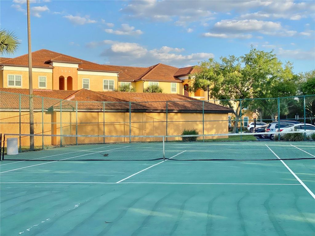 Photo of 5463 Vineland Road #5103, Orlando, FL 32811 (MLS # O6412232)