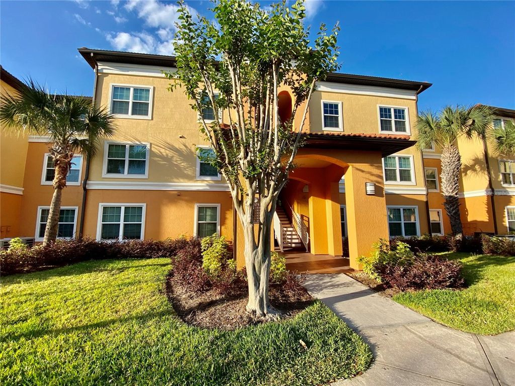 Photo of 5463 Vineland Road #5103, Orlando, FL 32811 (MLS # O6412232)