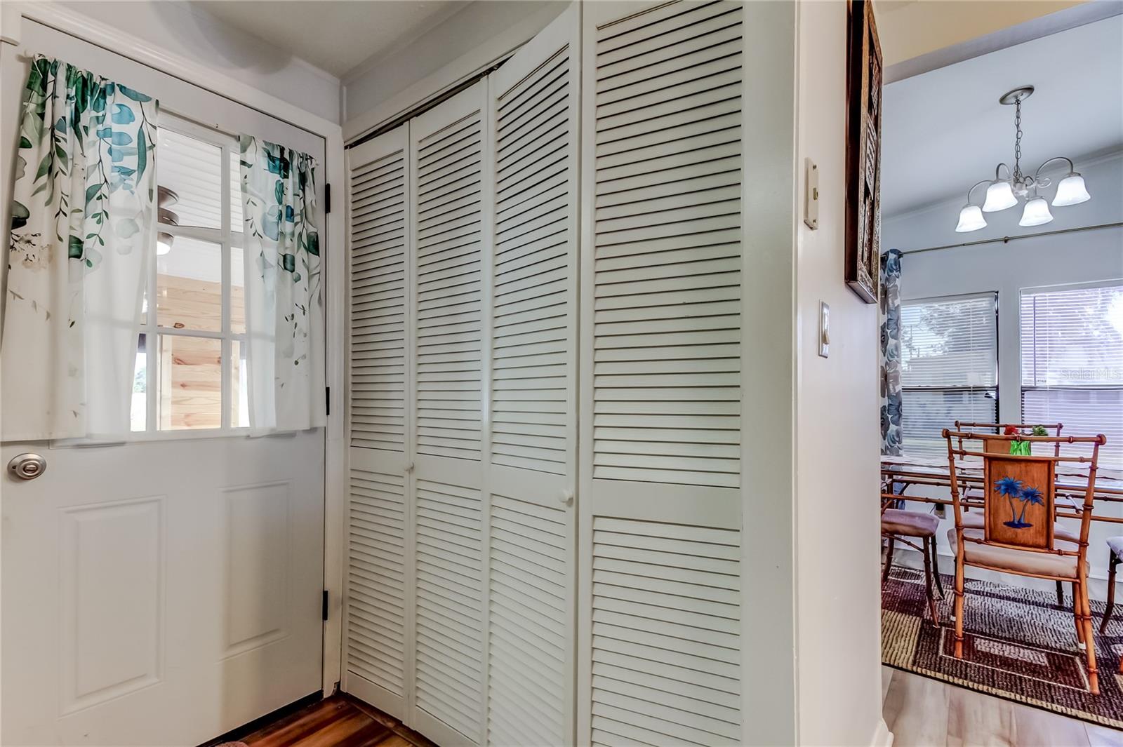 HAMPTON COURT UNREC - Residential