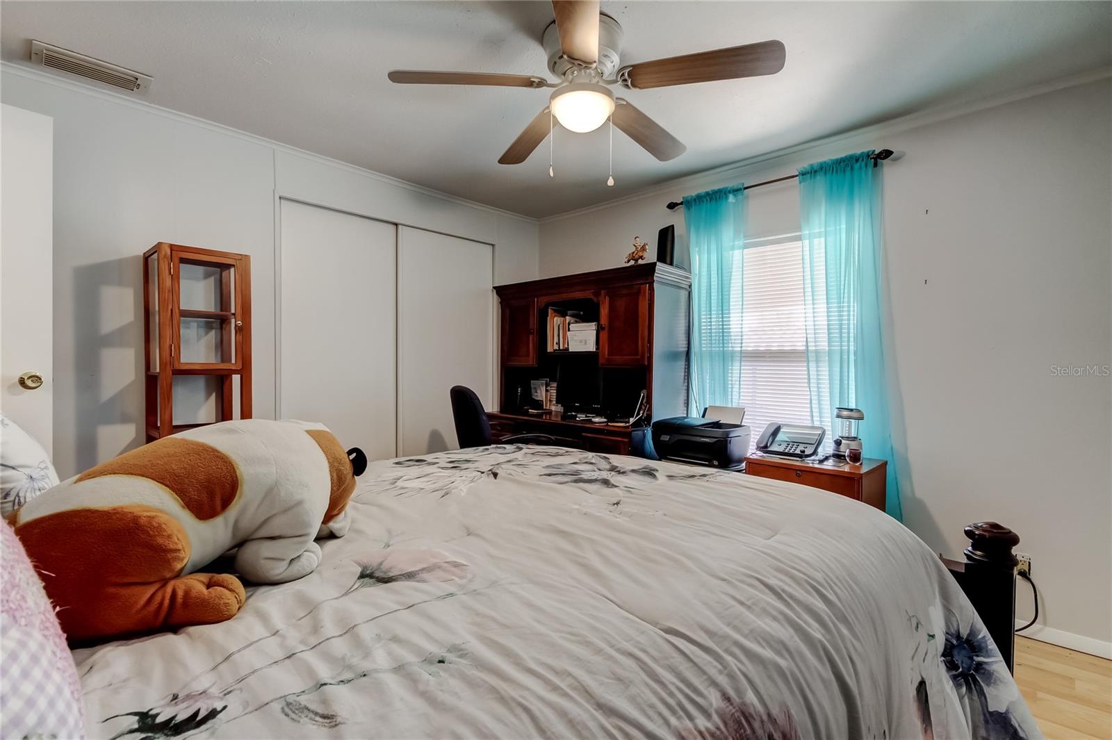 HAMPTON COURT UNREC - Residential