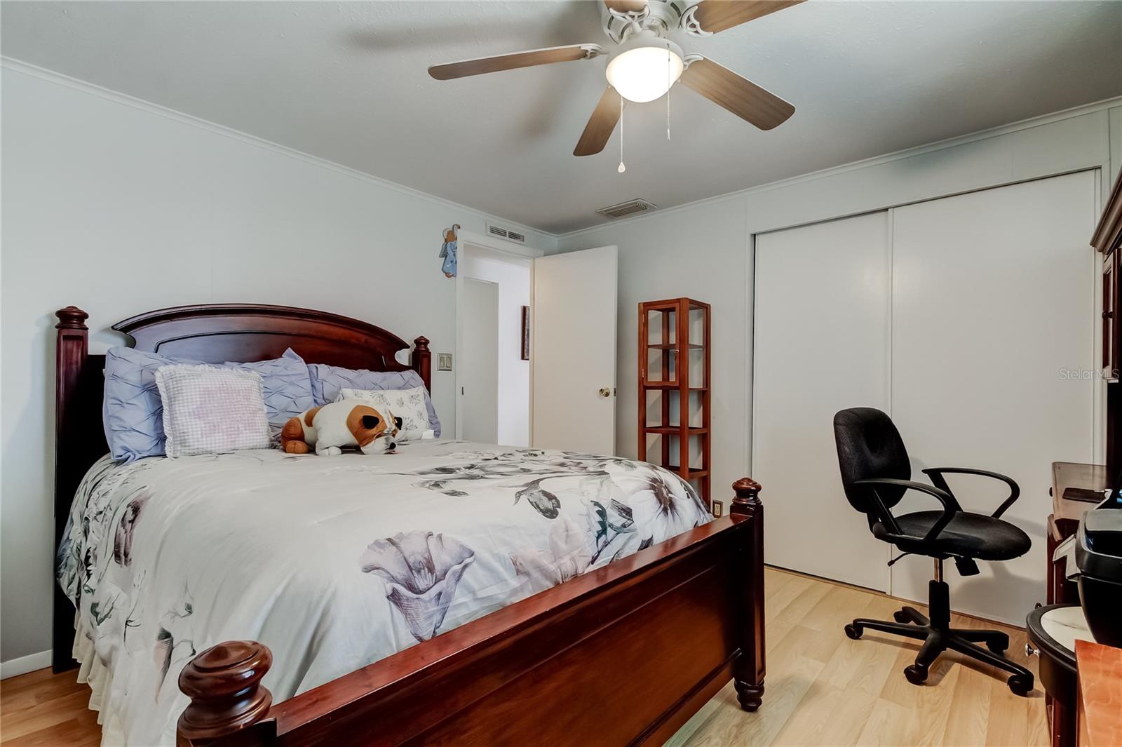 HAMPTON COURT UNREC - Residential