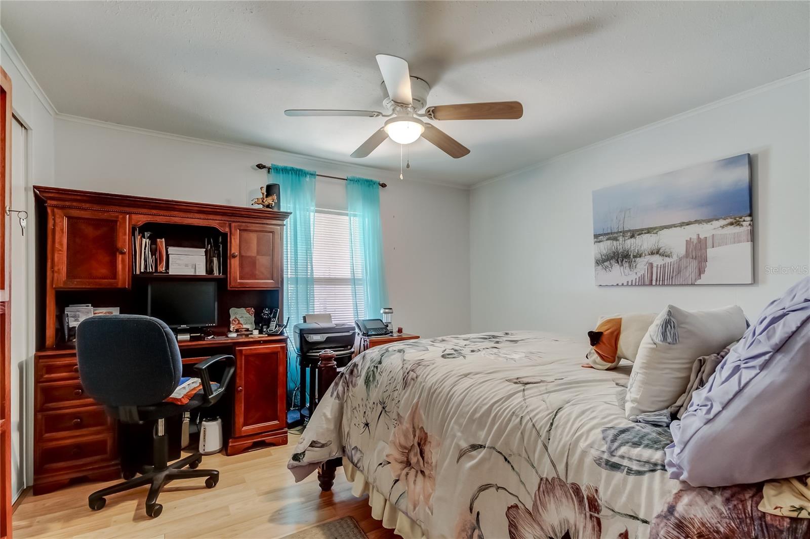 HAMPTON COURT UNREC - Residential