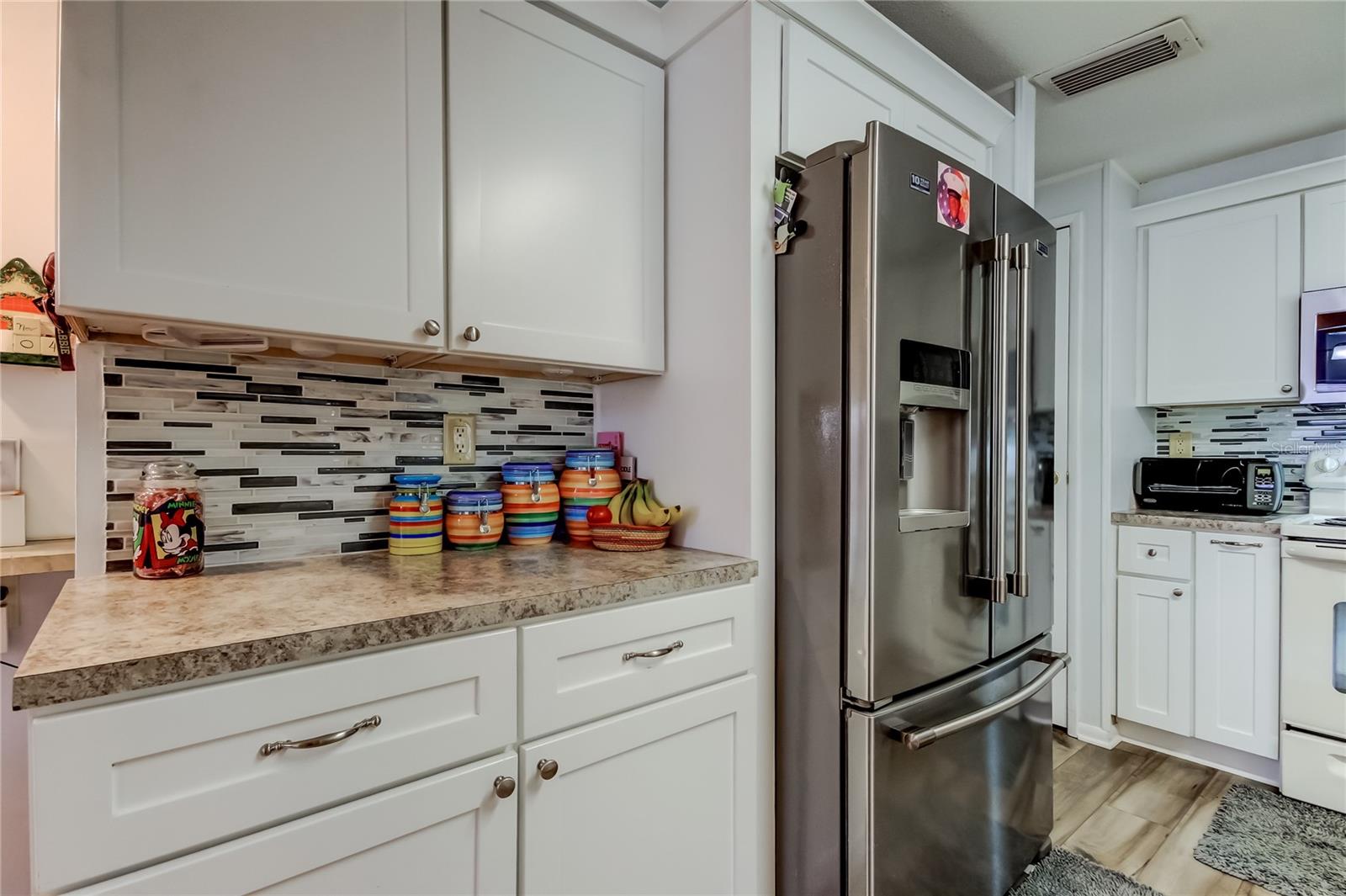 HAMPTON COURT UNREC - Residential