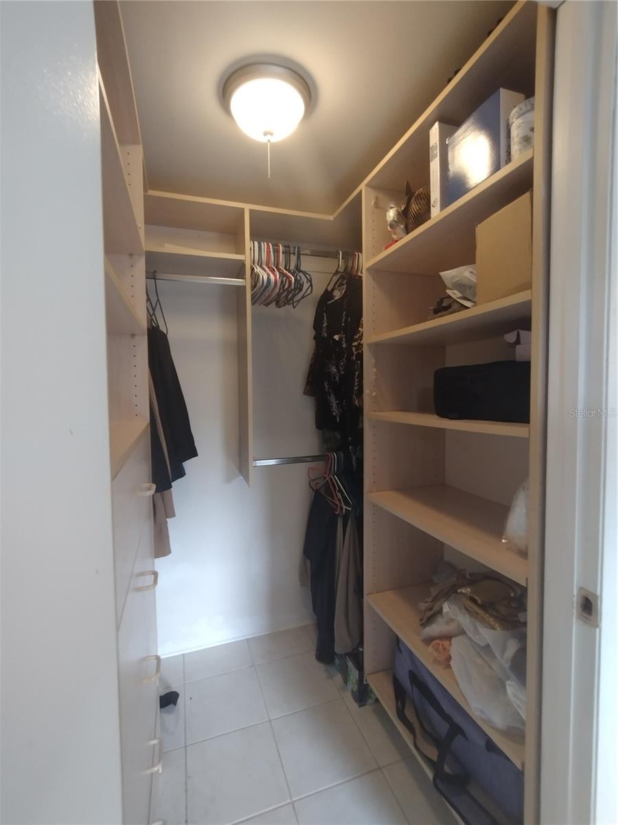 EASTWOOD - Residential