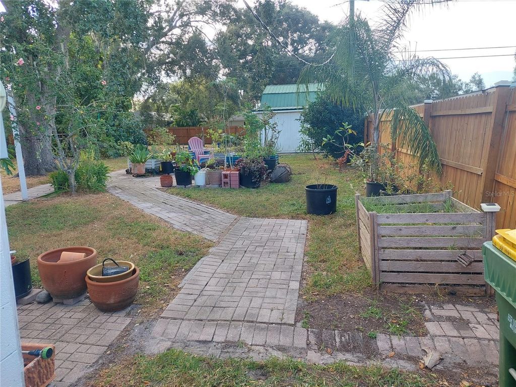 Photo of 312 W Cornelius Circle, Sarasota, FL 34232 (MLS # A4674676)