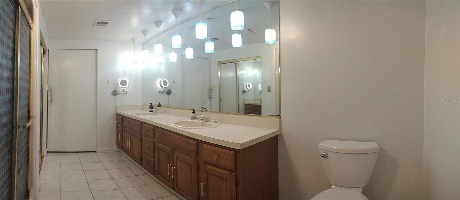 EASTWOOD - Residential