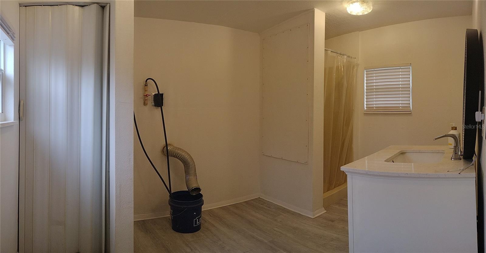 EASTWOOD - Residential