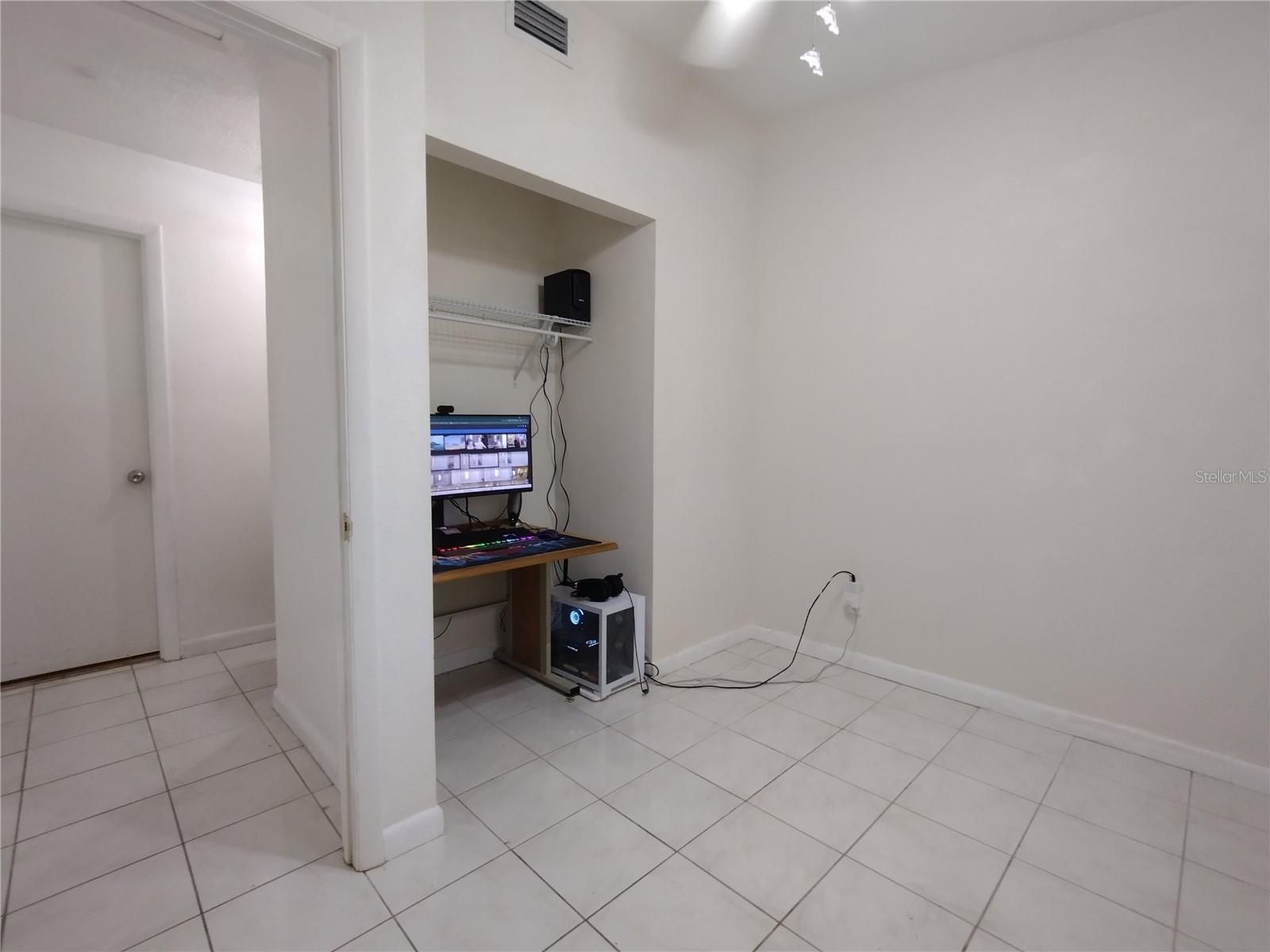 EASTWOOD - Residential