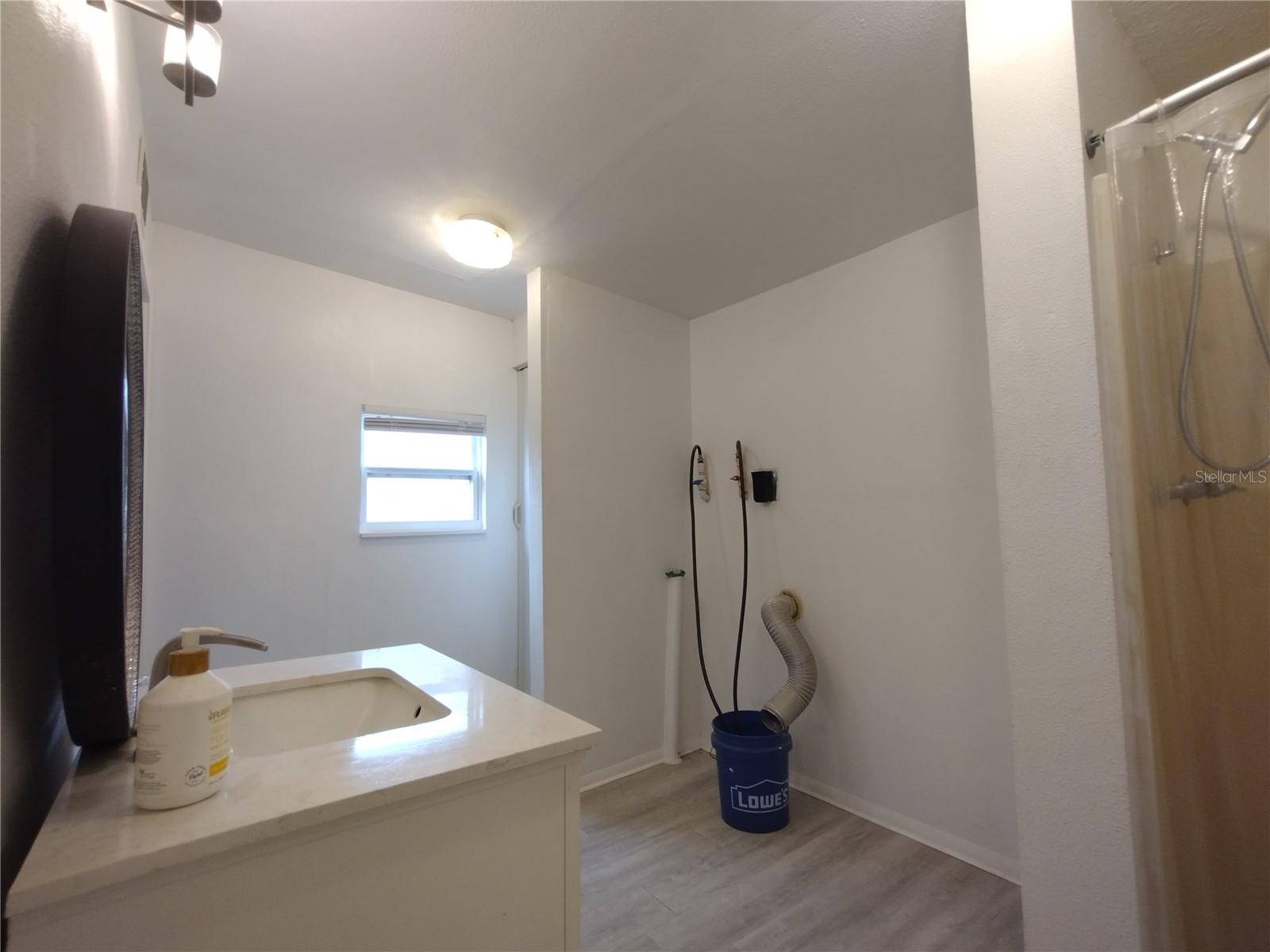 EASTWOOD - Residential