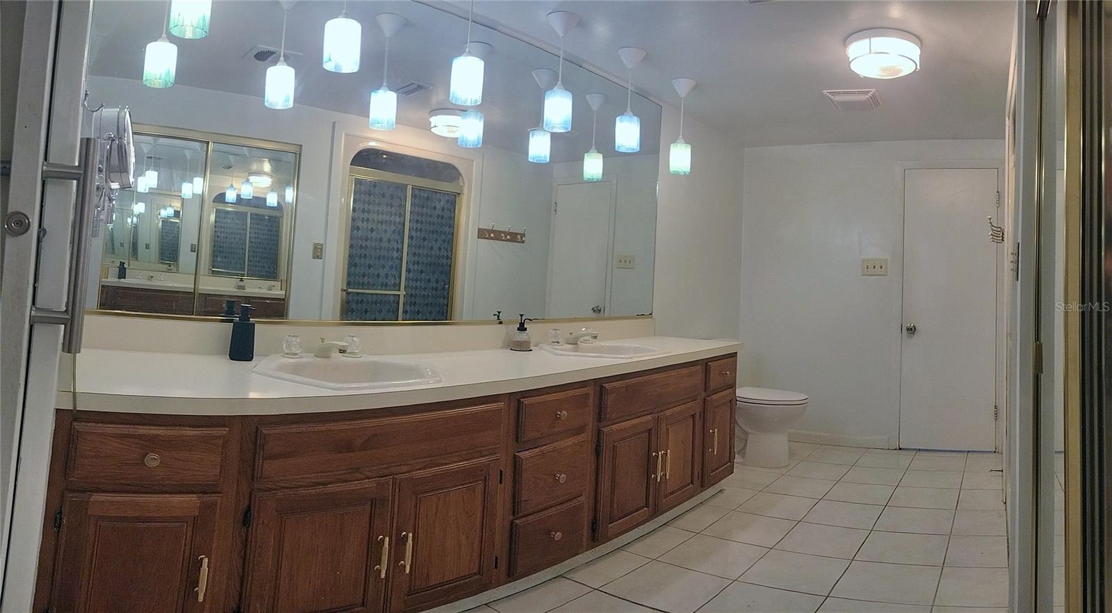 EASTWOOD - Residential