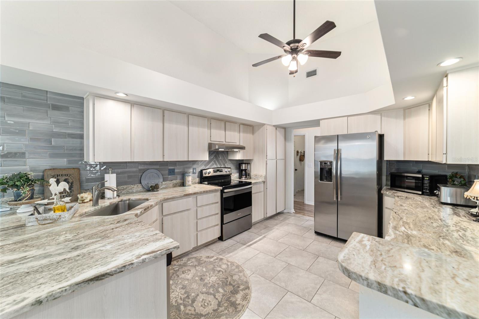 OAK RUN NEIGHBORHOOD 12 / TOWER HEIGHTS - Residential