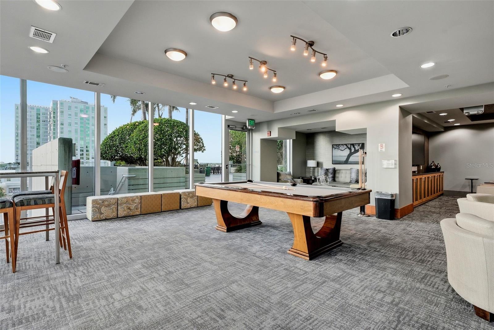 SKYPOINT A CONDO - Residential