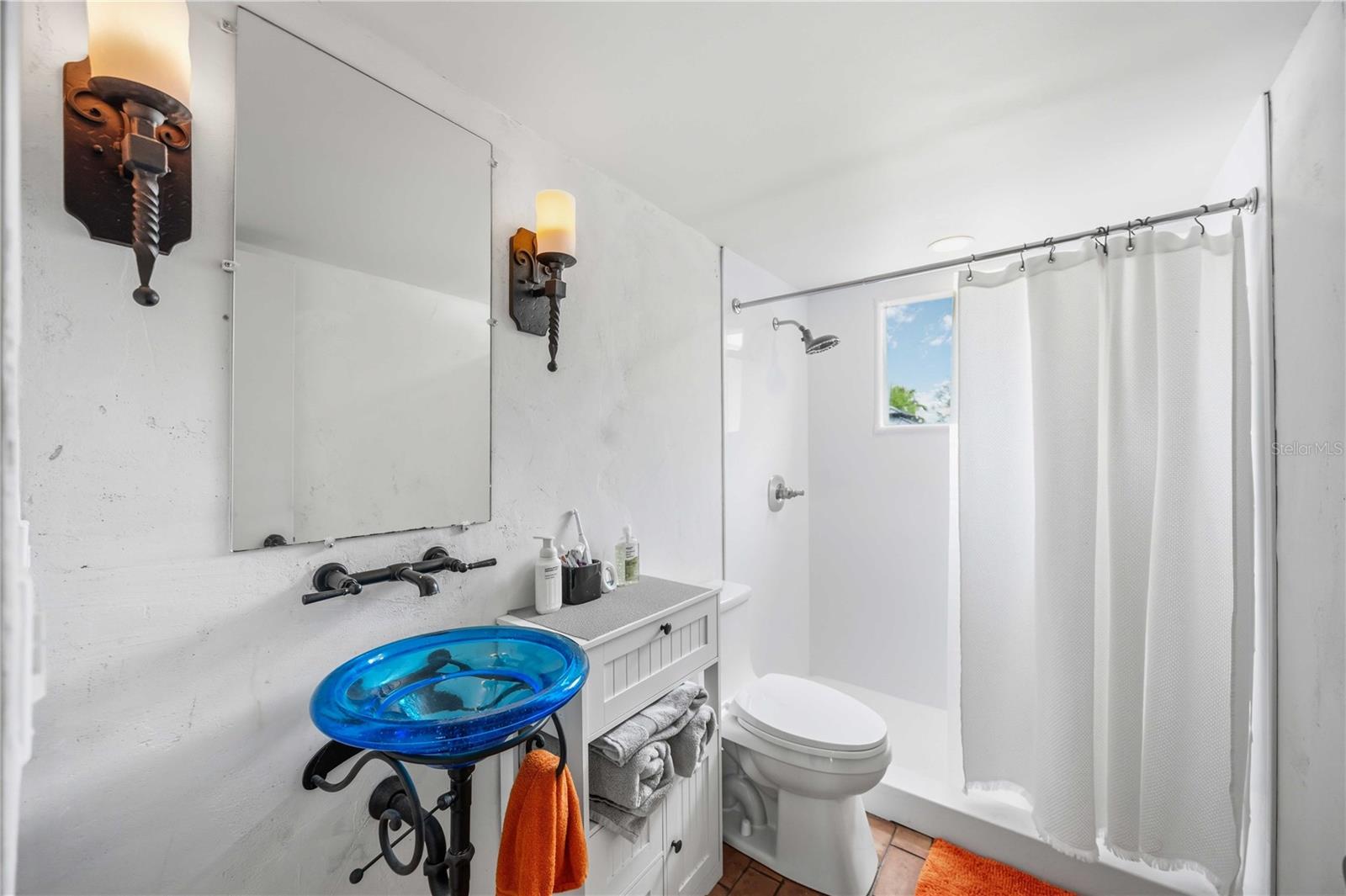 LAKE SARASOTA - Residential