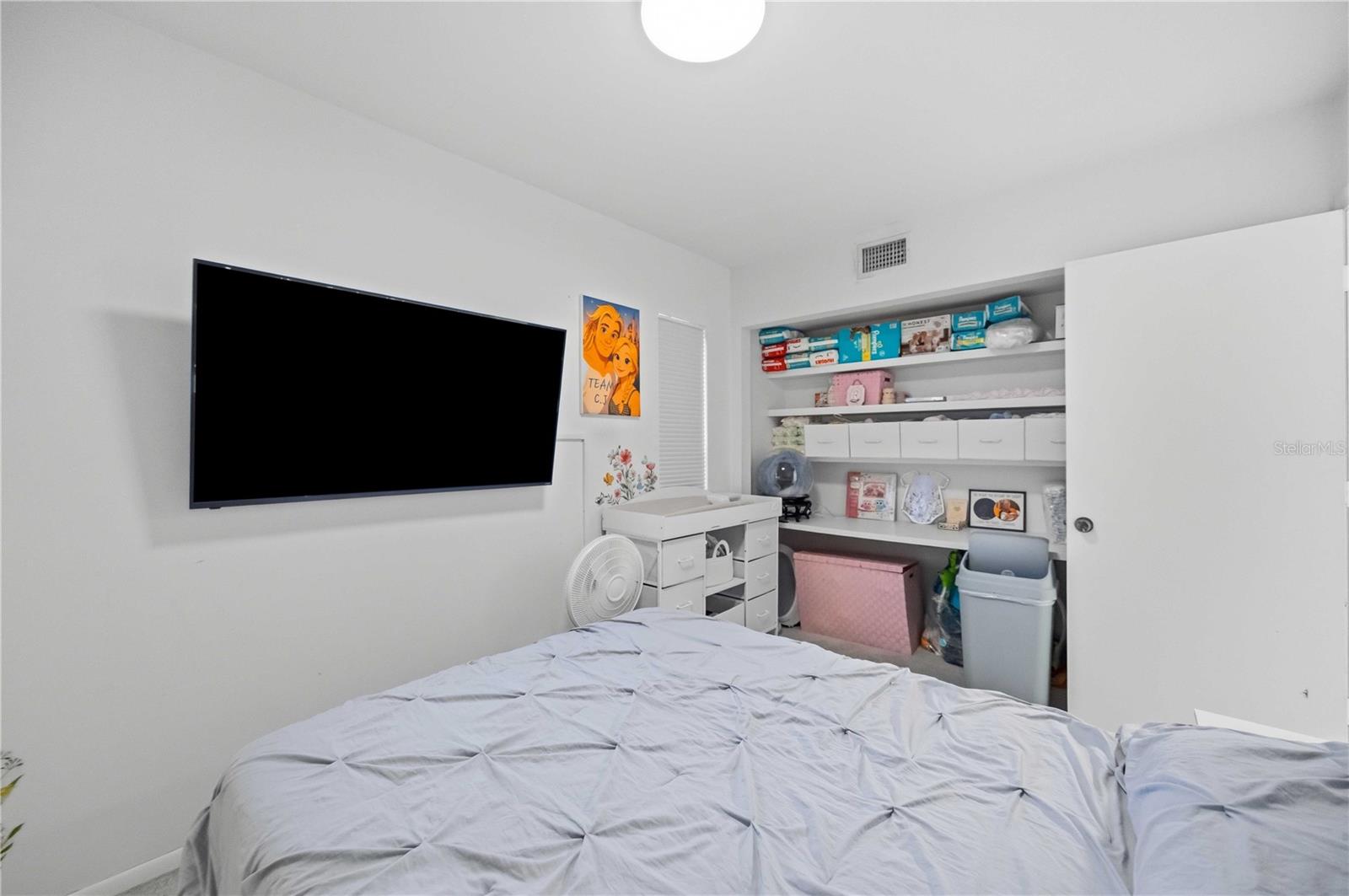 LAKE SARASOTA - Residential