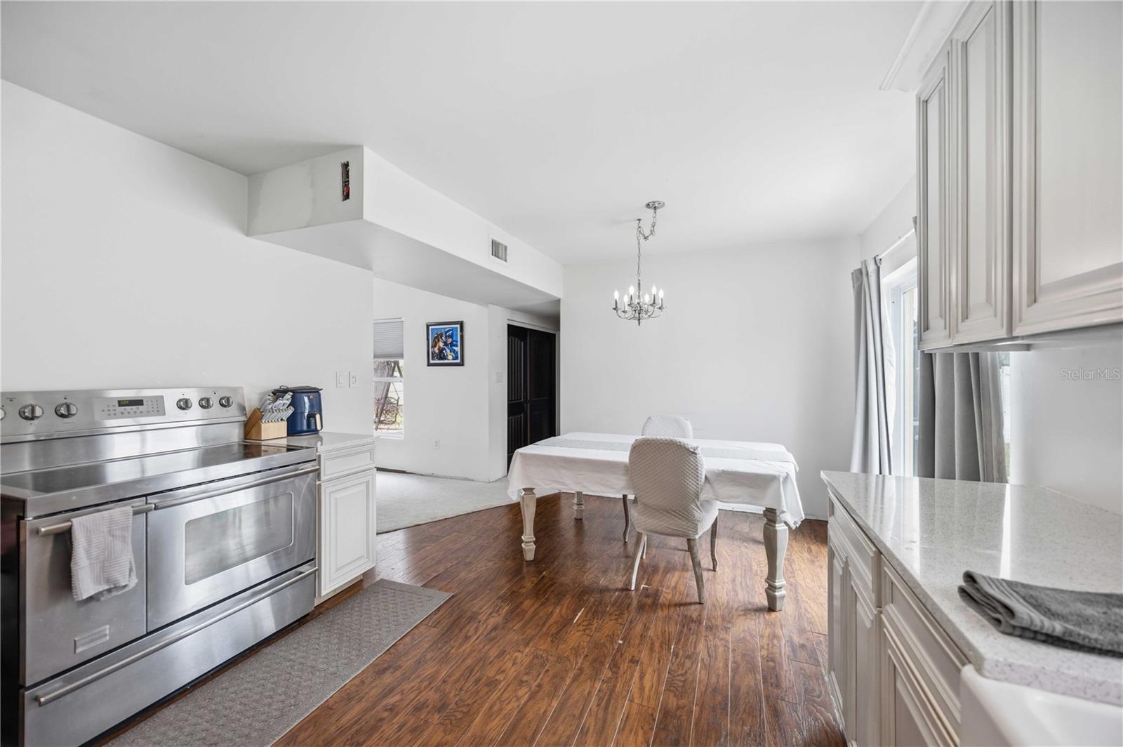 LAKE SARASOTA - Residential