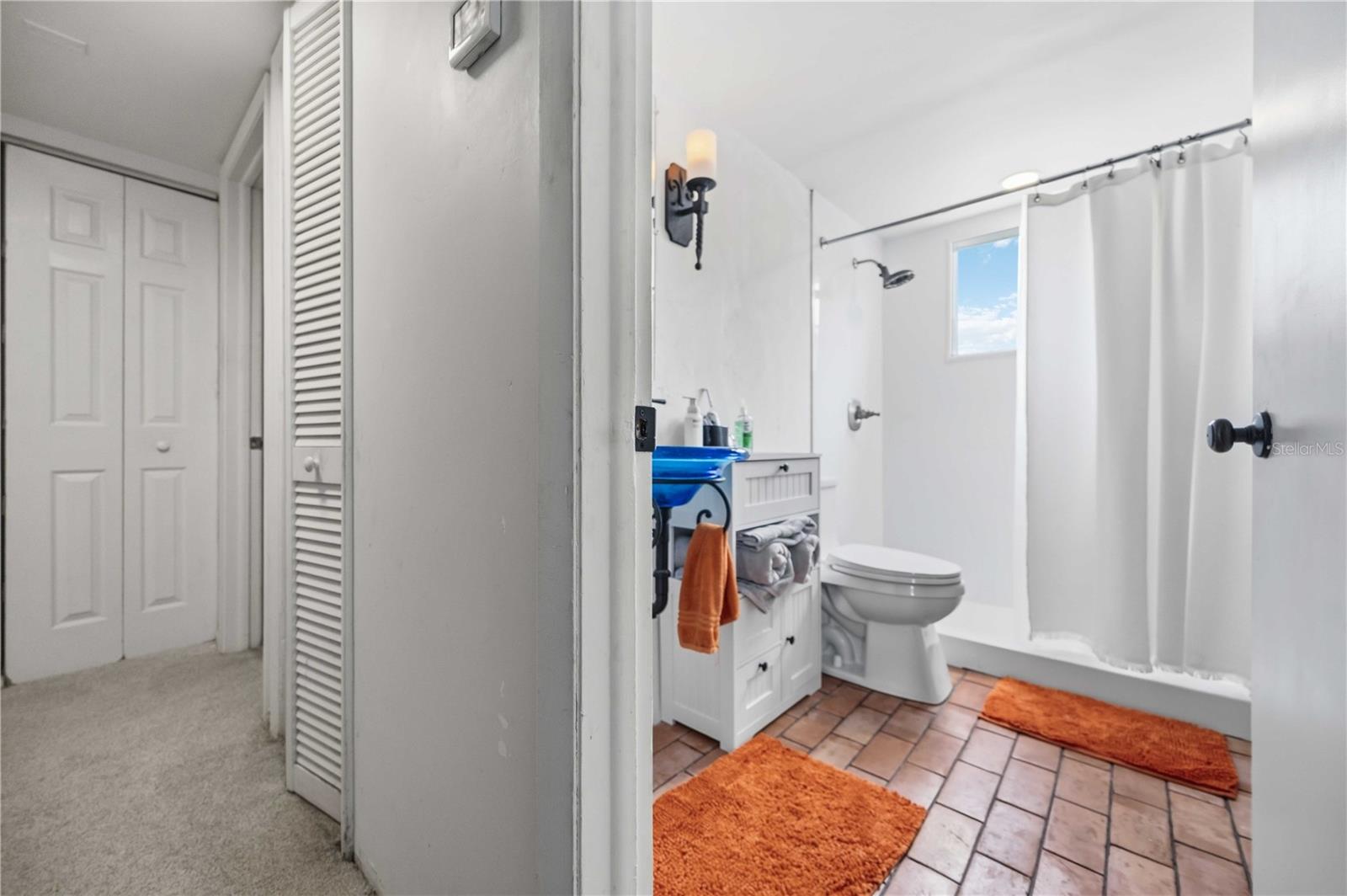 LAKE SARASOTA - Residential