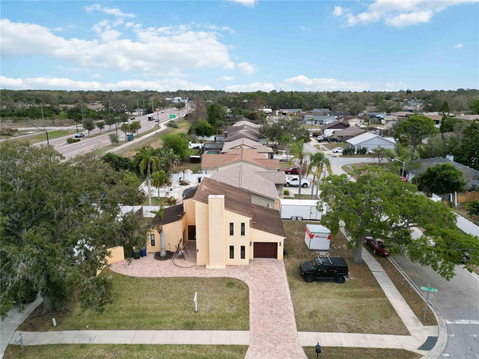 LAKE SARASOTA - Residential