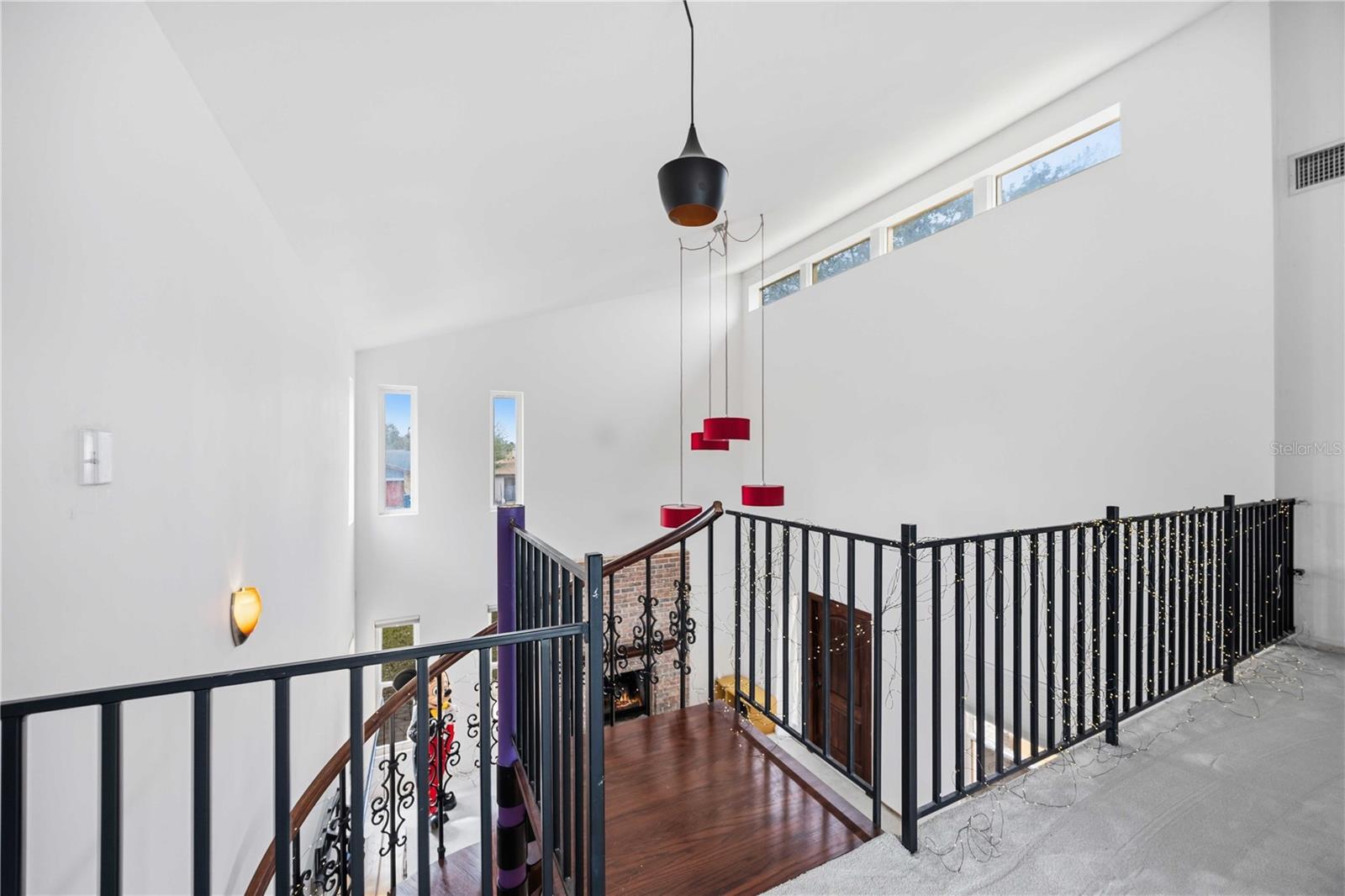 LAKE SARASOTA - Residential