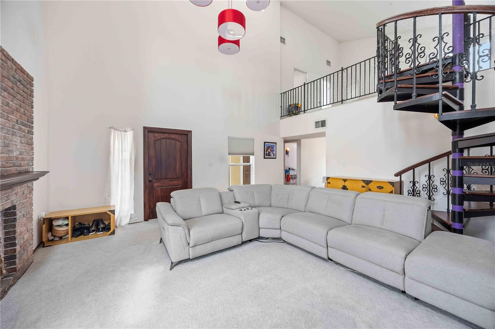 LAKE SARASOTA - Residential