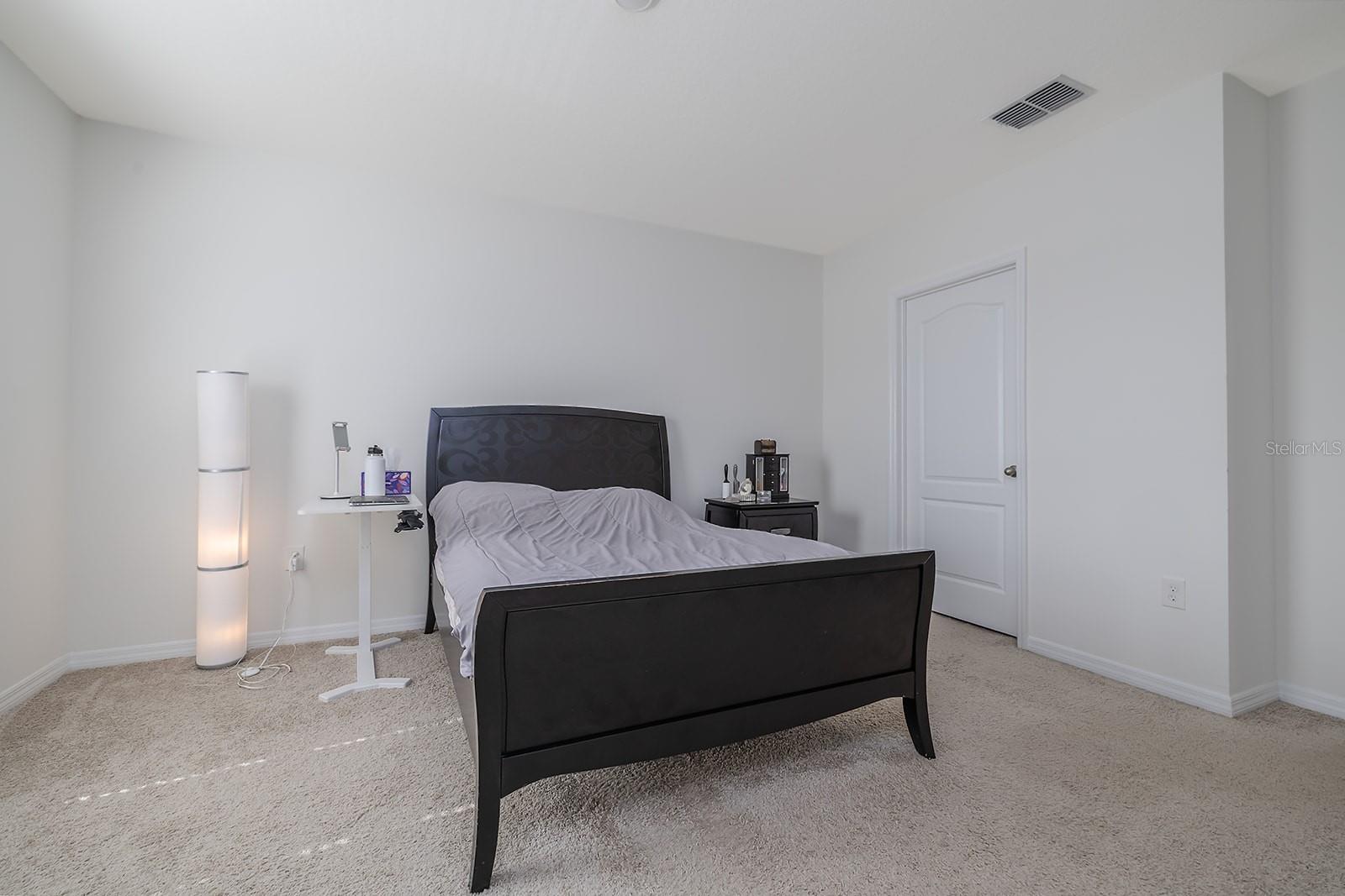 BELLA OAKS - Residential