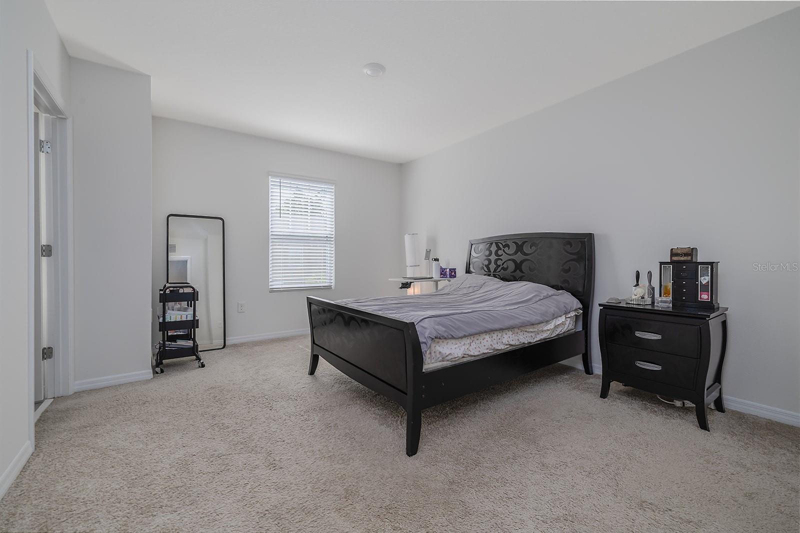 BELLA OAKS - Residential