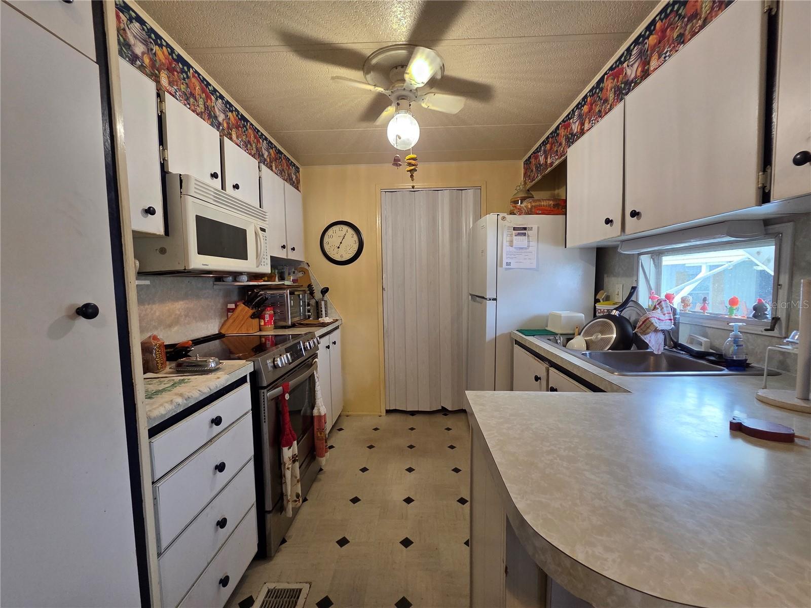 MAGNOLIA MANOR MOBILE HOME PARK UNREC - Residential