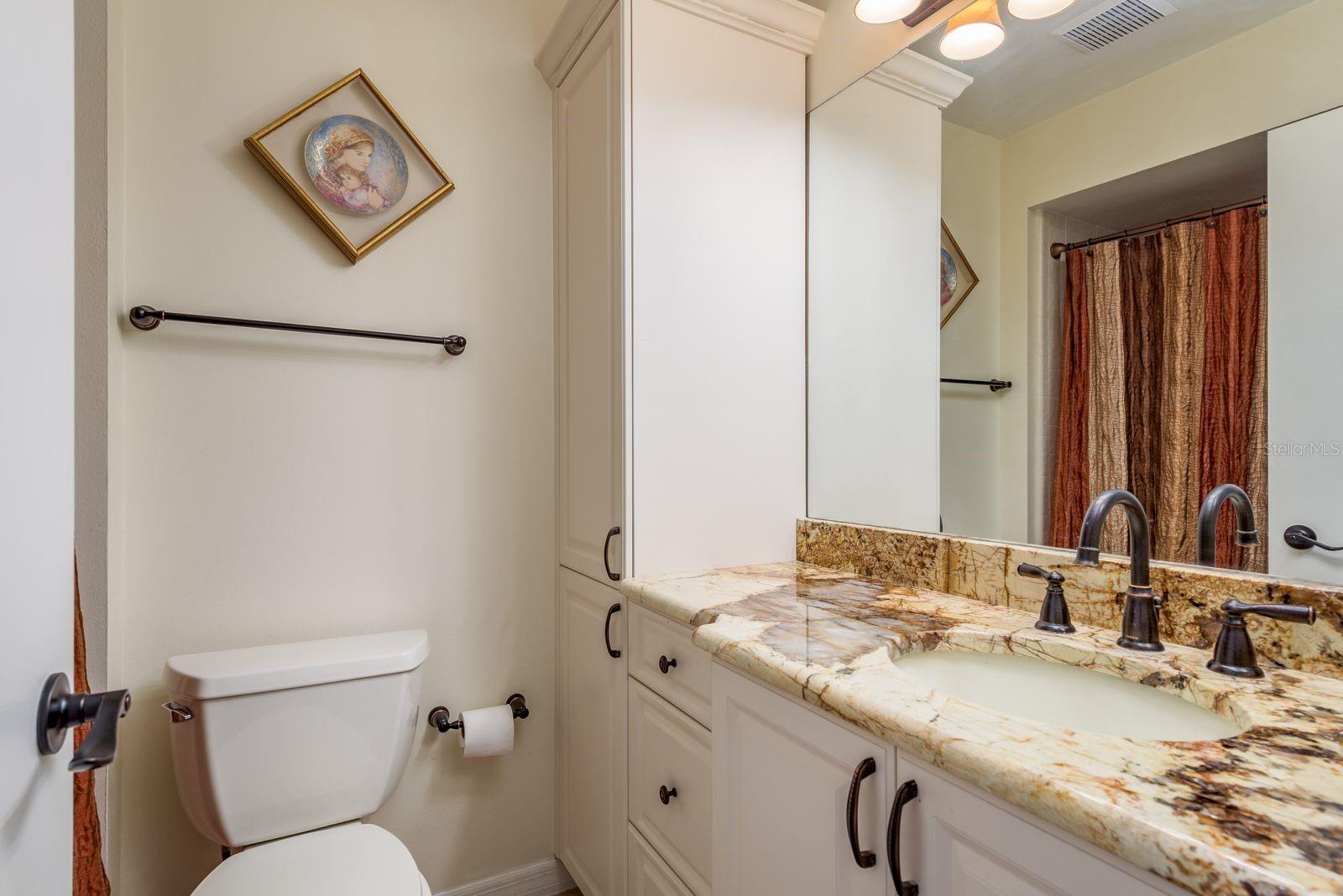 LOS PRADOS CONDO - Residential