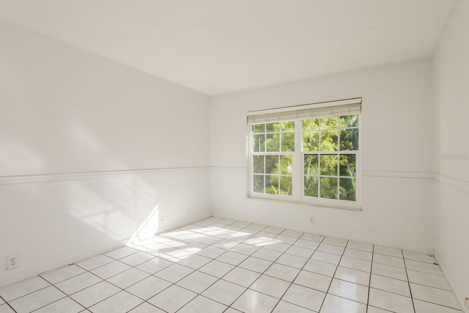 LOS PRADOS CONDO - Residential