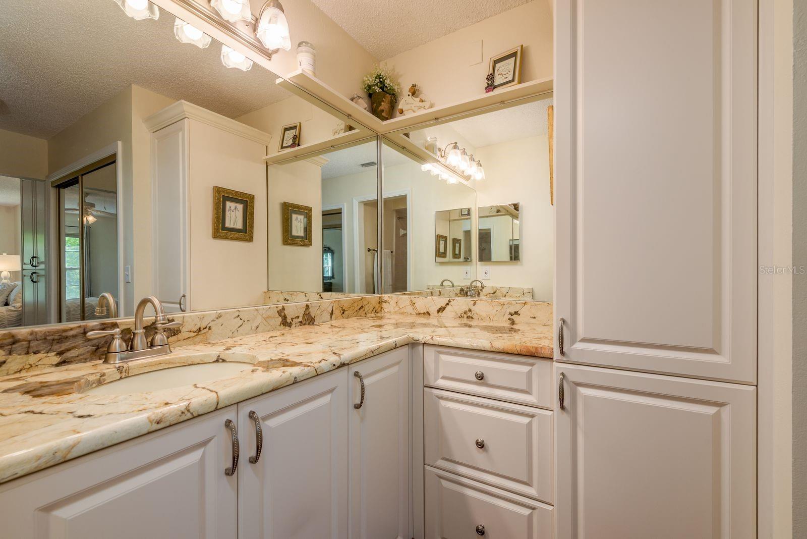 LOS PRADOS CONDO - Residential