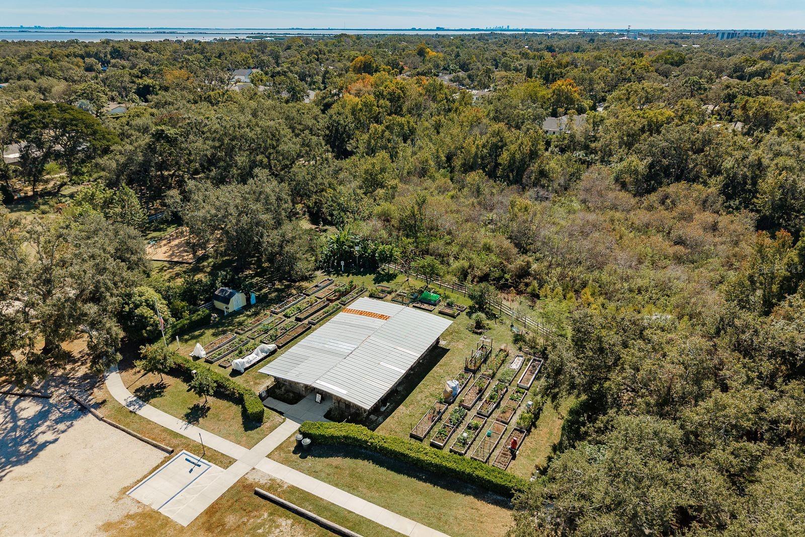 LOS PRADOS CONDO - Residential