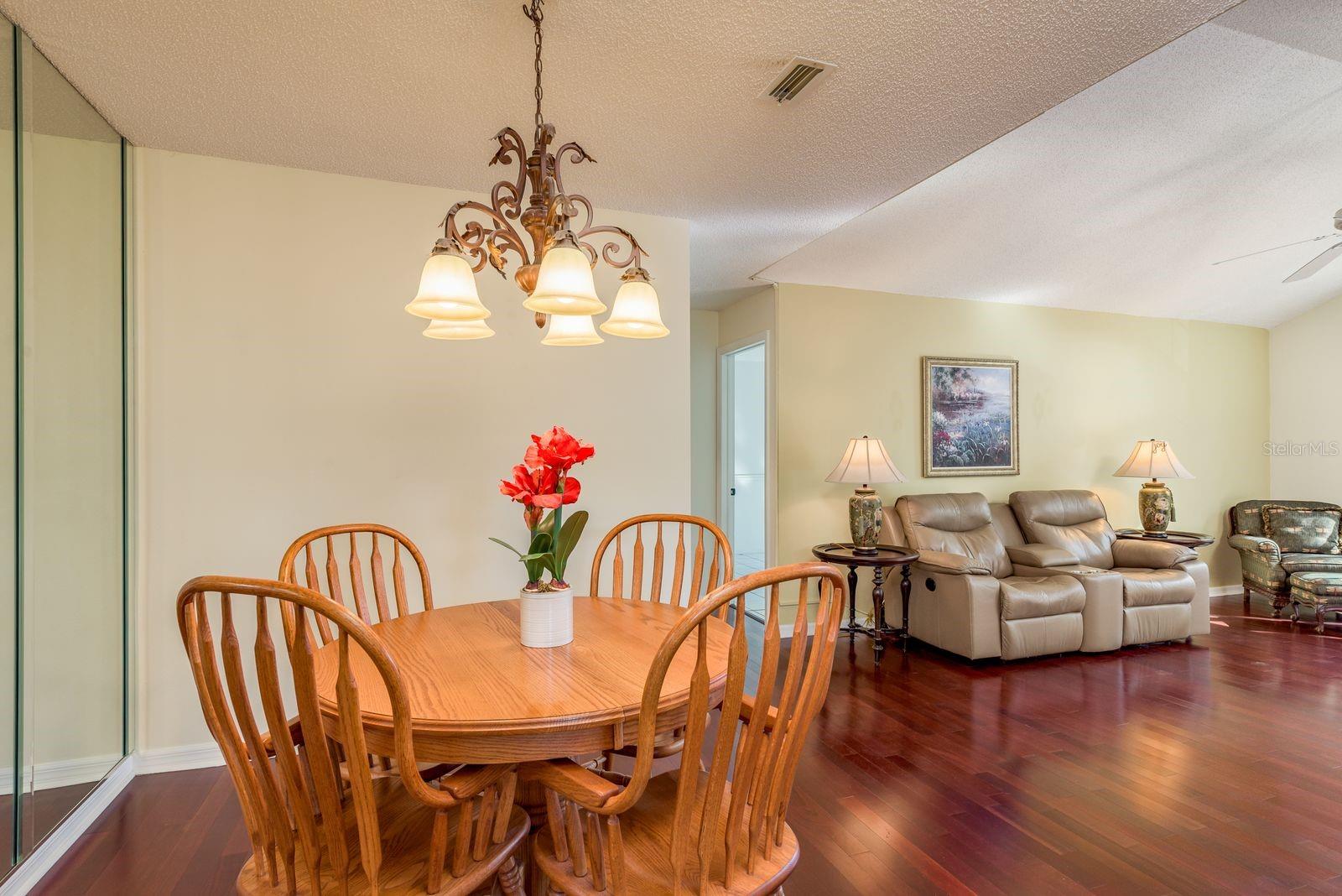 LOS PRADOS CONDO - Residential