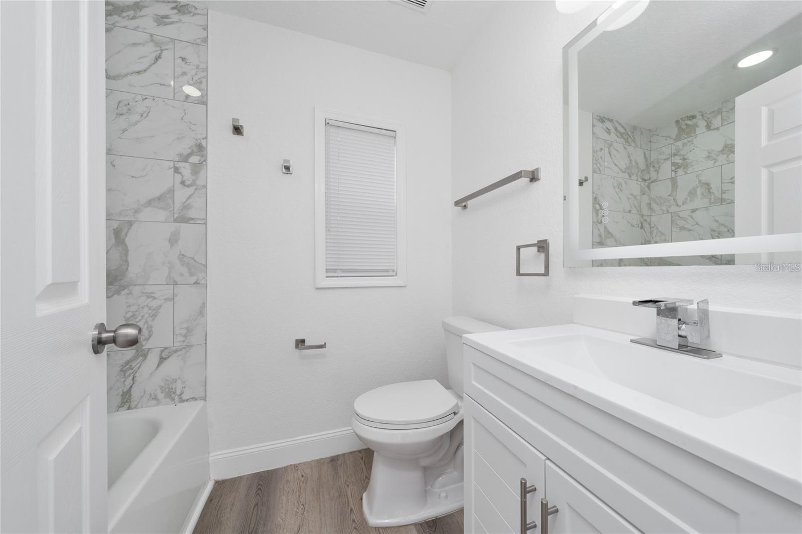 WINTER GARDEN SHORES REP - Residential