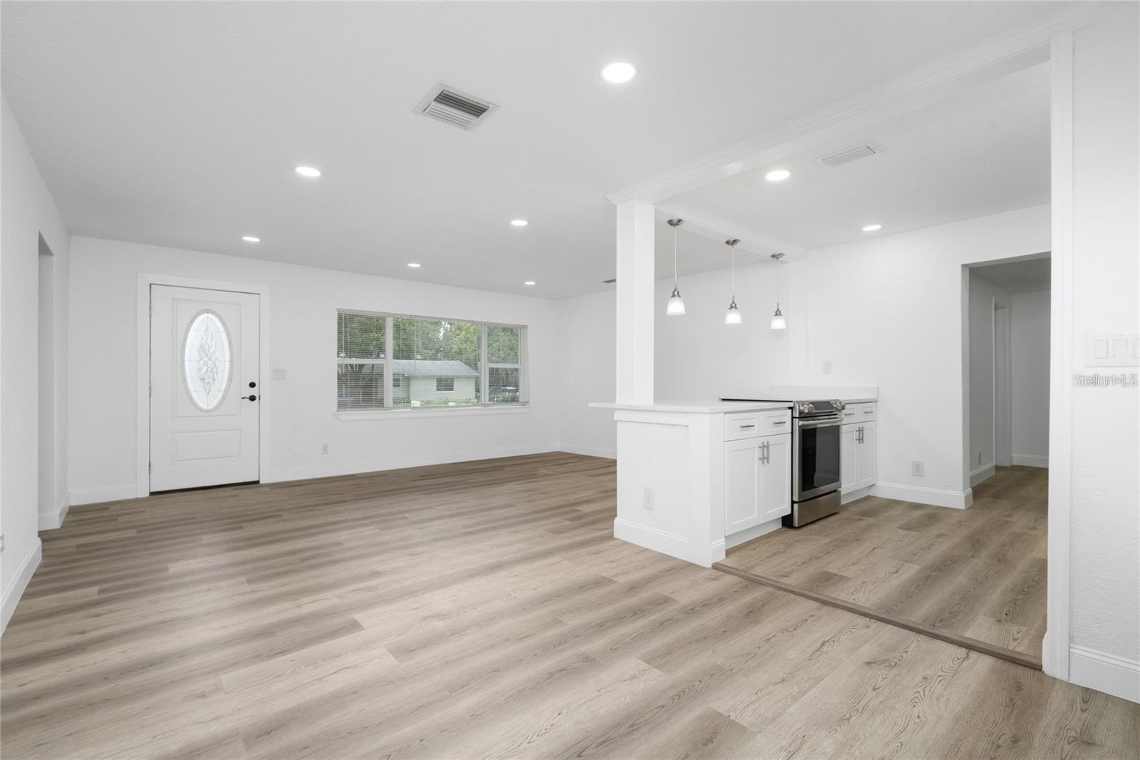 WINTER GARDEN SHORES REP - Residential