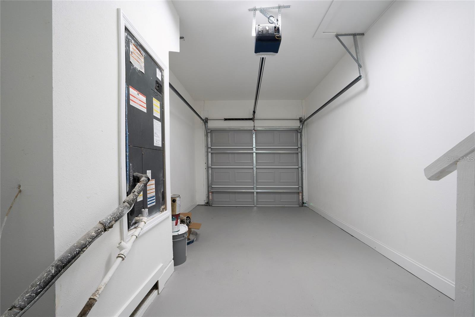 WINTER GARDEN SHORES REP - Residential