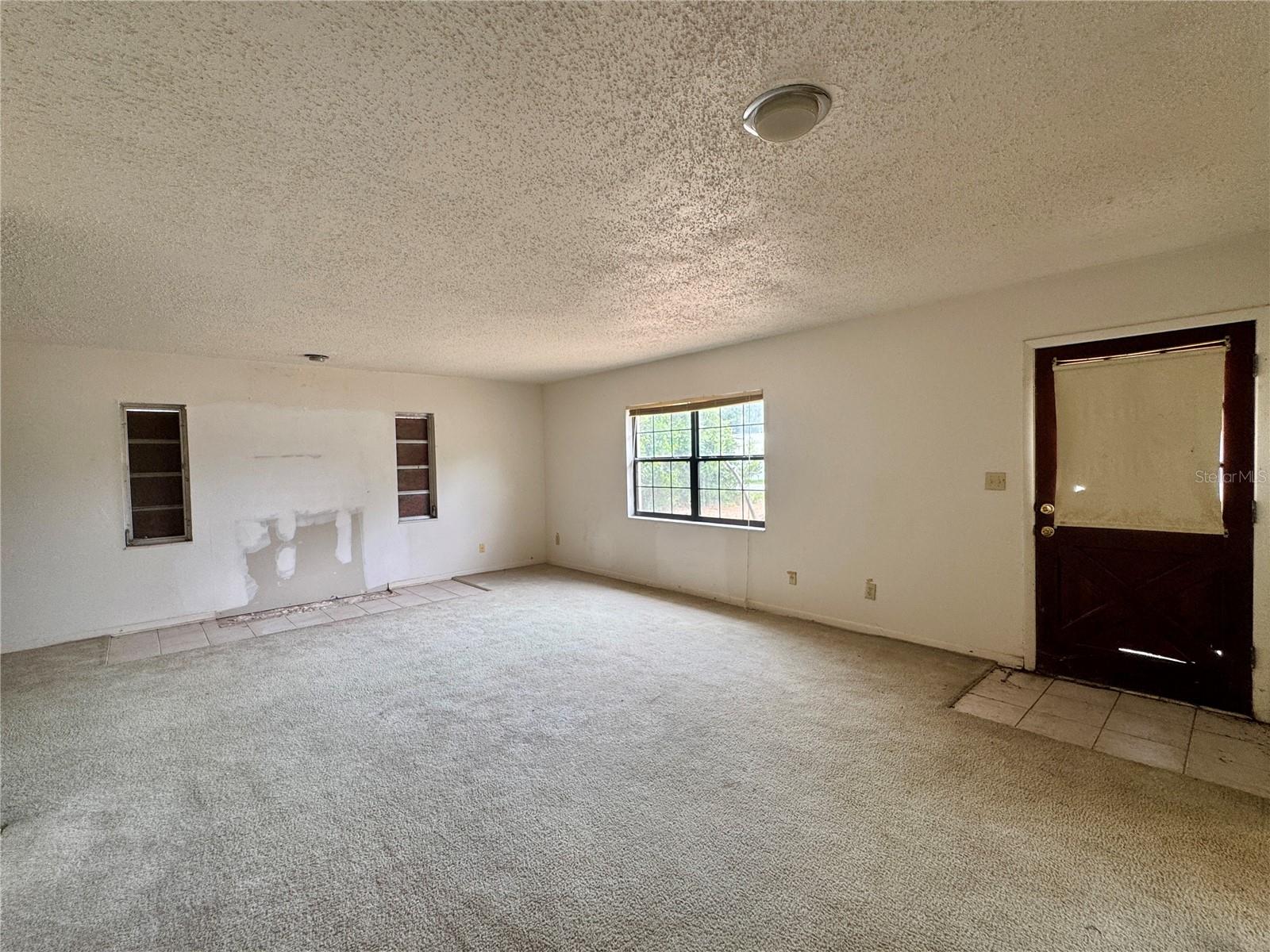 HILL N DALE - Residential