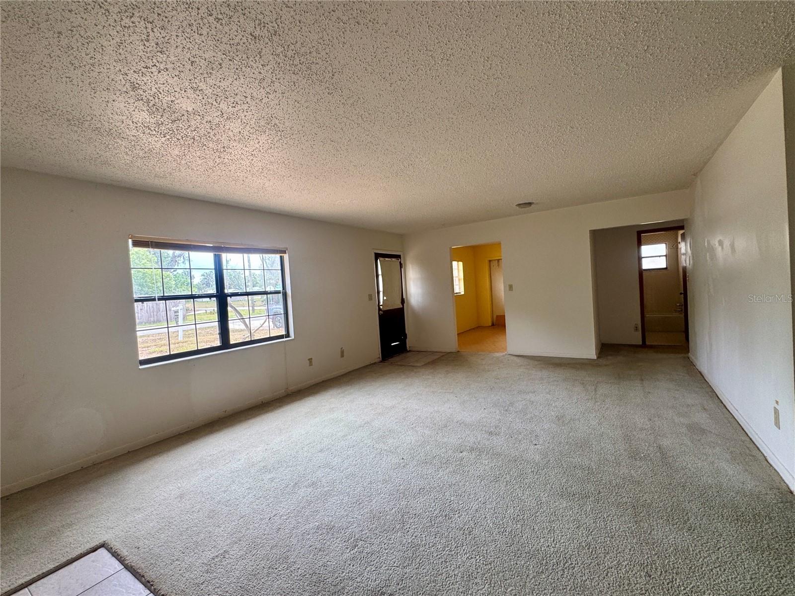 HILL N DALE - Residential