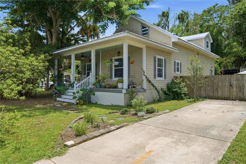 Tiny photo for 512 SE 9th Street, Ocala, FL 34471 (MLS # OM728812)