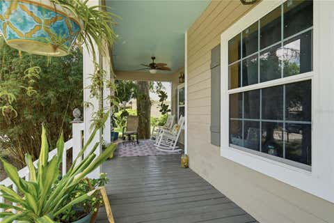 Tiny photo for 512 SE 9th Street, Ocala, FL 34471 (MLS # OM728812)