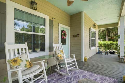Tiny photo for 512 SE 9th Street, Ocala, FL 34471 (MLS # OM728812)