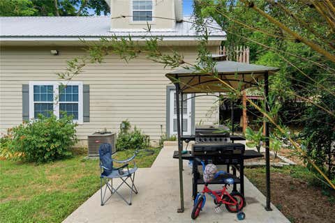 Tiny photo for 512 SE 9th Street, Ocala, FL 34471 (MLS # OM728812)