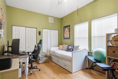Tiny photo for 512 SE 9th Street, Ocala, FL 34471 (MLS # OM728812)
