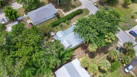 Tiny photo for 512 SE 9th Street, Ocala, FL 34471 (MLS # OM728812)