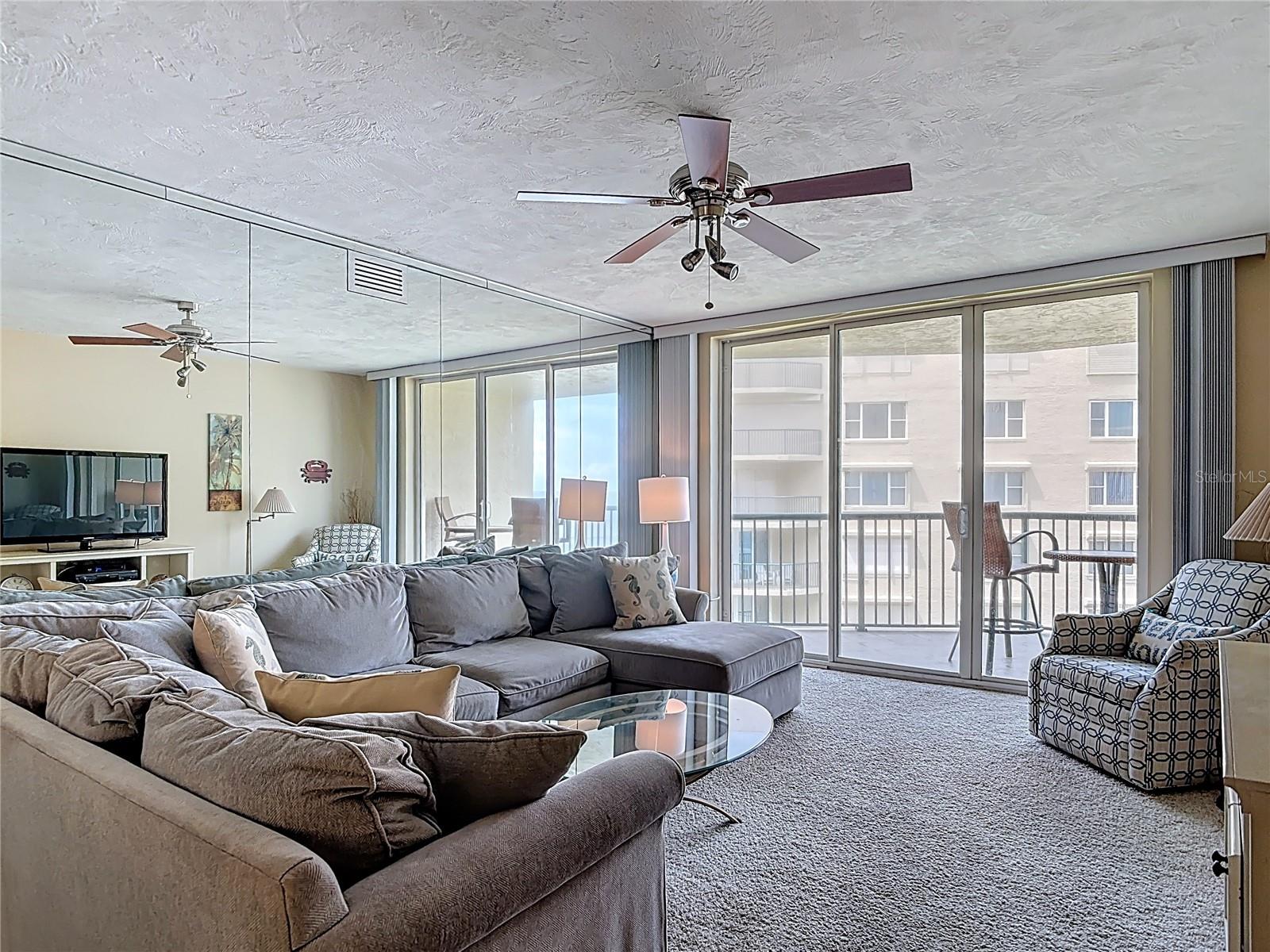 TOWERS AT PONCE INLET TOWER 01 CONDO - Residential
